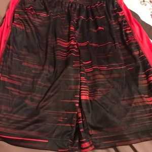 Men’s Medium Tek Gear shorts.